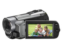 ����������� Canon LEGRIA HF R16 E KIT �����������, 2.7", F1.8 - F3.6 , 8 �� ���������� ������ + ������ ��� SDHC-�����, AV, HDMI, USB 2.0