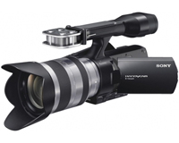 ����������� Sony NEX-VG20EH + SEL-18200,Flash, AVCHD, Full HD, 1920x1080, 1CMOS, ���������, zoom 11x, ������������, ���������� ������������, MS, SD, SDHC, SDXC, 223x91x130 ��, 645 �